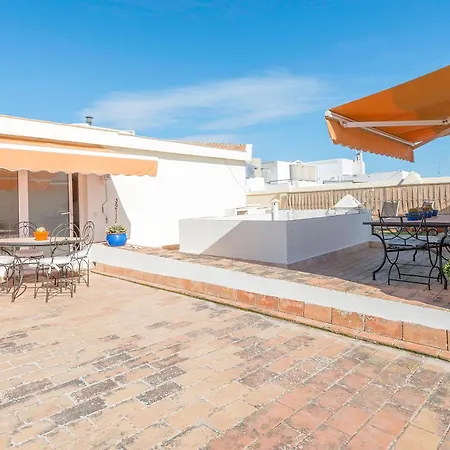 Atico En El Centro Con Terraza Cadiz