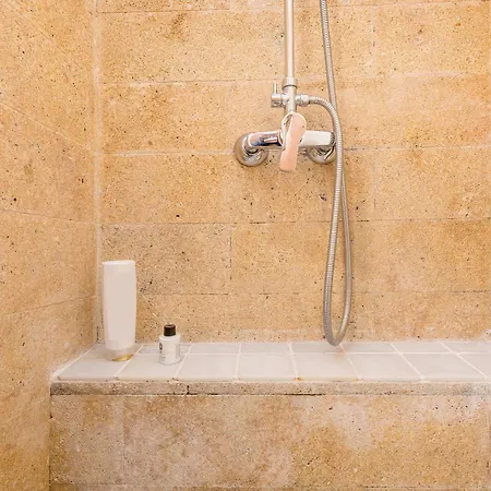 Atico En El Centro Con Terraza Apartman