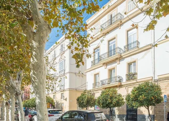 Atico En El Centro Con Terraza Cadiz