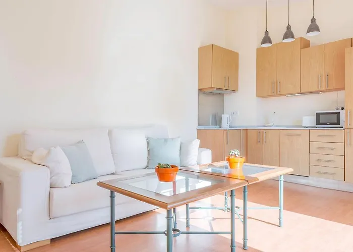 ático En El Centro Con Terraza Apartamento Cádis