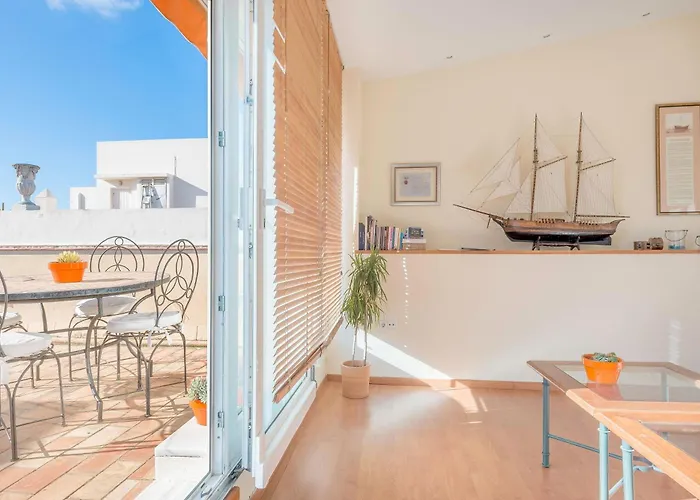 ático En El Centro Con Terraza Cádis
